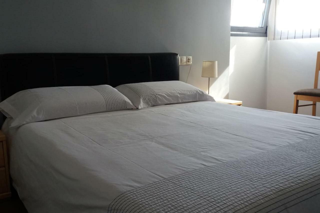 Apartamento Amplio. Vistas A La Playa Пусол Екстериор снимка
