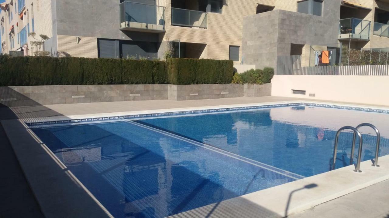 Apartamento Amplio. Vistas A La Playa Пусол Екстериор снимка