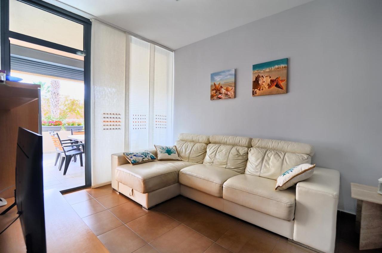 Apartamento Amplio. Vistas A La Playa Пусол Екстериор снимка